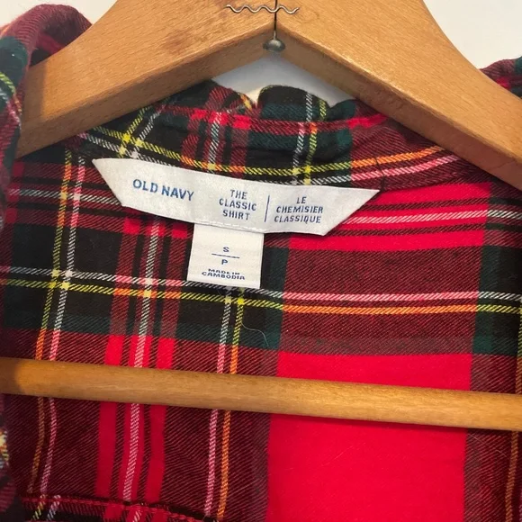 Old Navy button down - Picture 2 of 2